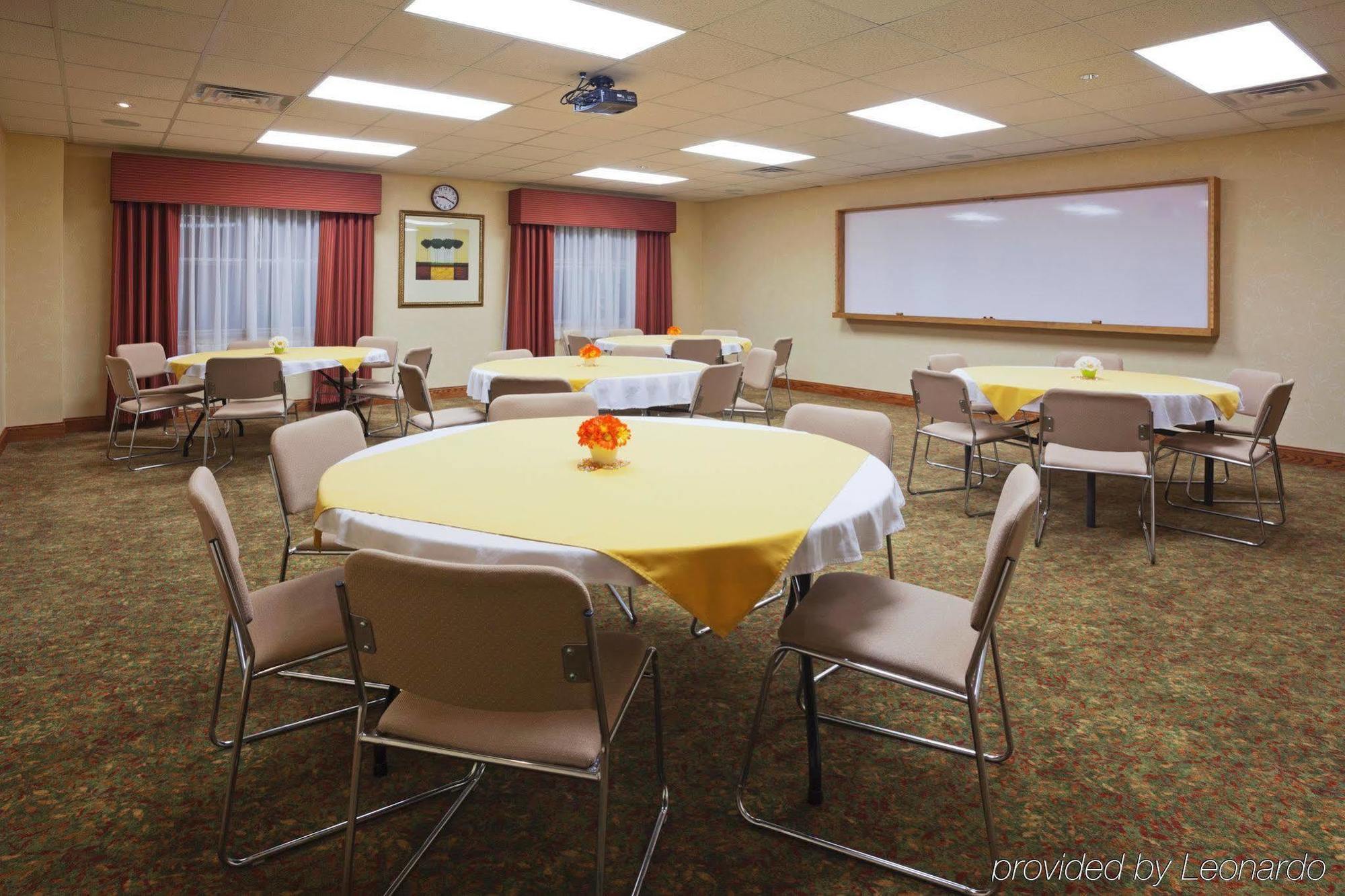 Country Inn & Suites By Radisson, Ithaca, Ny Perniagaan gambar